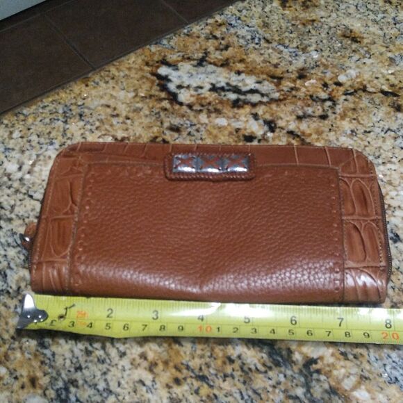 Brighton Croc Pebble Leather Full Zip Wallet Brown Clutch 8" Long - Picture 8 of 9